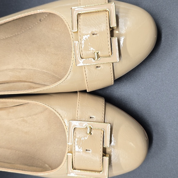 Aerosoles | Womens | Biege | Patent | Slingback | Block  Heel | Size 10M - Picture 4 of 9